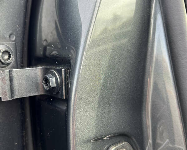 Серый Фольксваген Пассат, объемом двигателя 1.6 л и пробегом 265 тыс. км за 13200 $, фото 84 на Automoto.ua