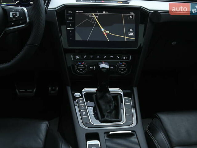 Сірий Фольксваген Пассат, об'ємом двигуна 1.97 л та пробігом 260 тис. км за 18599 $, фото 53 на Automoto.ua