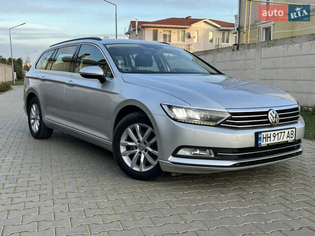 Серый Фольксваген Пассат, объемом двигателя 1.6 л и пробегом 262 тыс. км за 11800 $, фото 4 на Automoto.ua