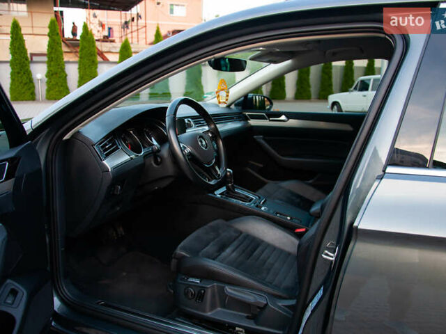 Фольксваген Пассат 2016 в Ужгороде на Automoto.ua Серый Фольксваген Пассат, объемом двигателя 1.97 л и пробегом 207 тыс. км за 18200 $, фото 12 на Automoto.ua