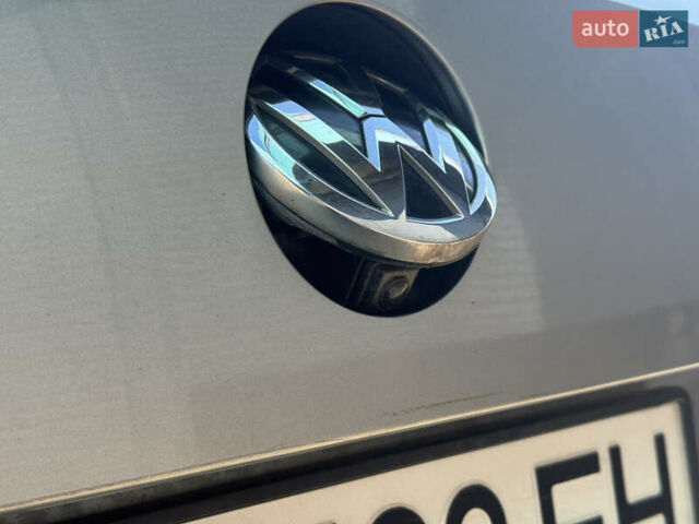 Сірий Фольксваген Пассат, об'ємом двигуна 1.6 л та пробігом 264 тис. км за 15800 $, фото 7 на Automoto.ua