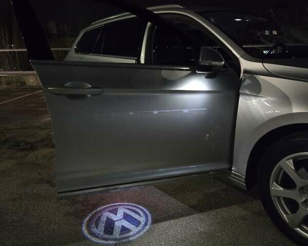 Серый Фольксваген Пассат, объемом двигателя 1.97 л и пробегом 198 тыс. км за 25000 $, фото 7 на Automoto.ua