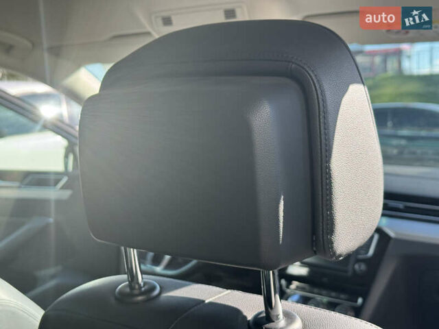 Сірий Фольксваген Пассат, об'ємом двигуна 1.6 л та пробігом 264 тис. км за 15800 $, фото 34 на Automoto.ua