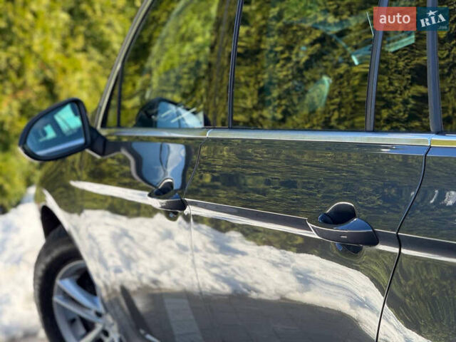 Сірий Фольксваген Пассат, об'ємом двигуна 2 л та пробігом 195 тис. км за 16999 $, фото 29 на Automoto.ua