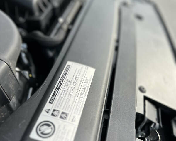 Серый Фольксваген Пассат, объемом двигателя 1.6 л и пробегом 265 тыс. км за 13200 $, фото 79 на Automoto.ua