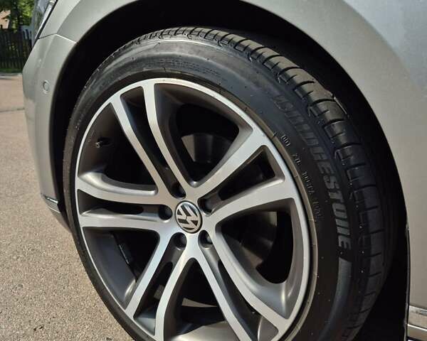 Серый Фольксваген Пассат, объемом двигателя 1.97 л и пробегом 267 тыс. км за 19000 $, фото 31 на Automoto.ua