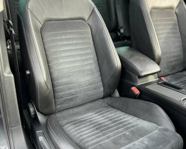 Серый Фольксваген Пассат, объемом двигателя 1.6 л и пробегом 265 тыс. км за 13200 $, фото 34 на Automoto.ua