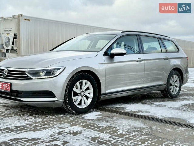 Серый Фольксваген Пассат, объемом двигателя 2 л и пробегом 181 тыс. км за 13499 $, фото 16 на Automoto.ua