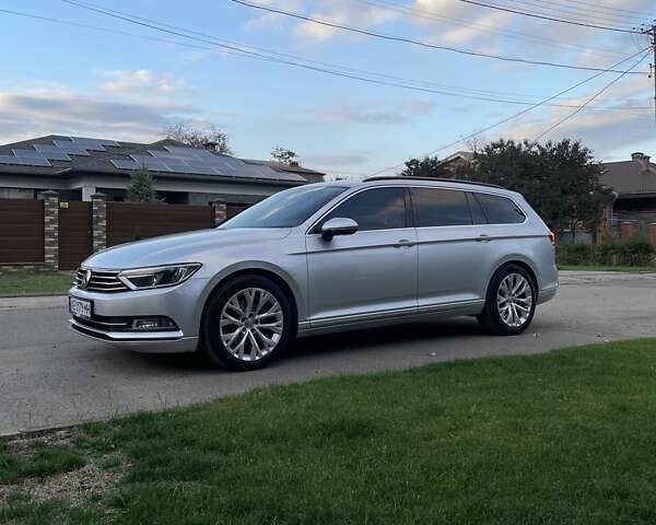 Серый Фольксваген Пассат, объемом двигателя 1.97 л и пробегом 271 тыс. км за 16000 $, фото 5 на Automoto.ua