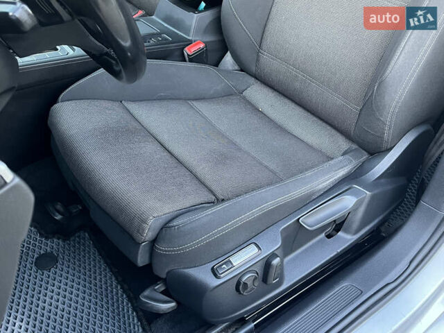 Серый Фольксваген Пассат, объемом двигателя 1.6 л и пробегом 262 тыс. км за 11800 $, фото 30 на Automoto.ua