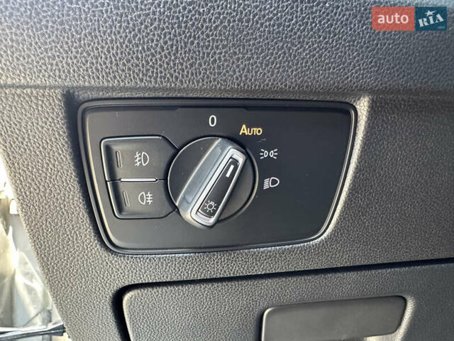 Серый Фольксваген Пассат, объемом двигателя 1.97 л и пробегом 275 тыс. км за 15999 $, фото 75 на Automoto.ua