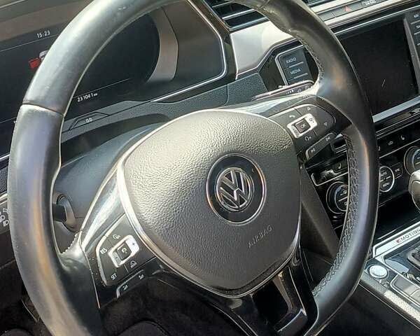 Сірий Фольксваген Пассат, об'ємом двигуна 1.97 л та пробігом 240 тис. км за 16000 $, фото 7 на Automoto.ua