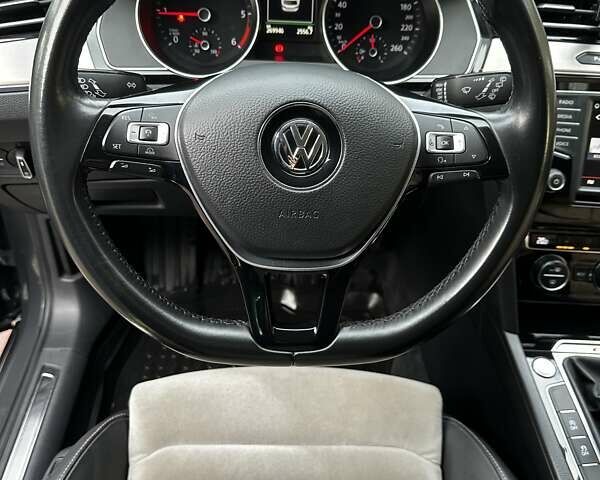 Сірий Фольксваген Пассат, об'ємом двигуна 1.97 л та пробігом 270 тис. км за 16500 $, фото 5 на Automoto.ua