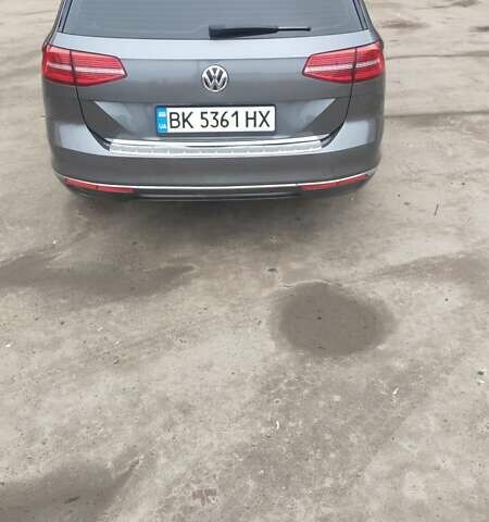 Сірий Фольксваген Пассат, об'ємом двигуна 2 л та пробігом 230 тис. км за 14900 $, фото 3 на Automoto.ua
