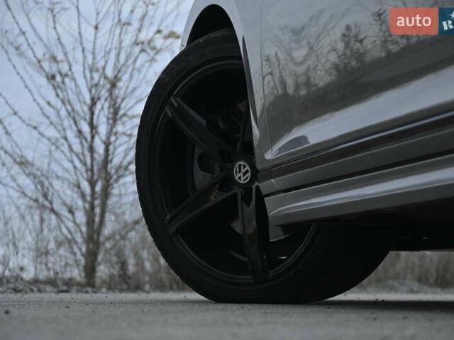 Серый Фольксваген Пассат, объемом двигателя 2 л и пробегом 260 тыс. км за 17600 $, фото 18 на Automoto.ua