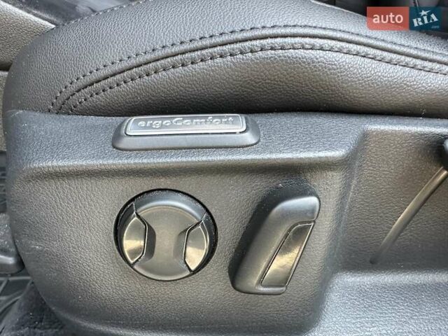Сірий Фольксваген Пассат, об'ємом двигуна 1.97 л та пробігом 275 тис. км за 16300 $, фото 78 на Automoto.ua