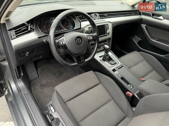 Сірий Фольксваген Пассат, об'ємом двигуна 1.97 л та пробігом 312 тис. км за 13000 $, фото 13 на Automoto.ua