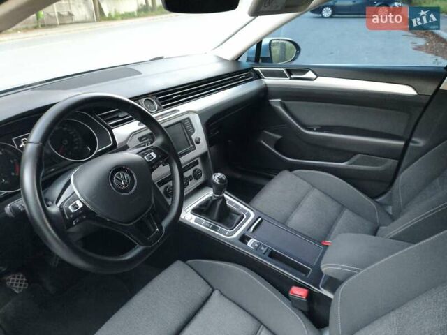 Серый Фольксваген Пассат, объемом двигателя 1.97 л и пробегом 212 тыс. км за 14850 $, фото 16 на Automoto.ua