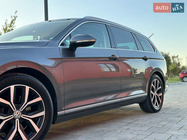 Серый Фольксваген Пассат, объемом двигателя 2 л и пробегом 220 тыс. км за 17999 $, фото 8 на Automoto.ua