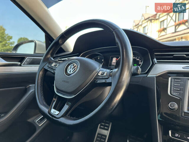 Серый Фольксваген Пассат, объемом двигателя 1.97 л и пробегом 275 тыс. км за 15999 $, фото 61 на Automoto.ua