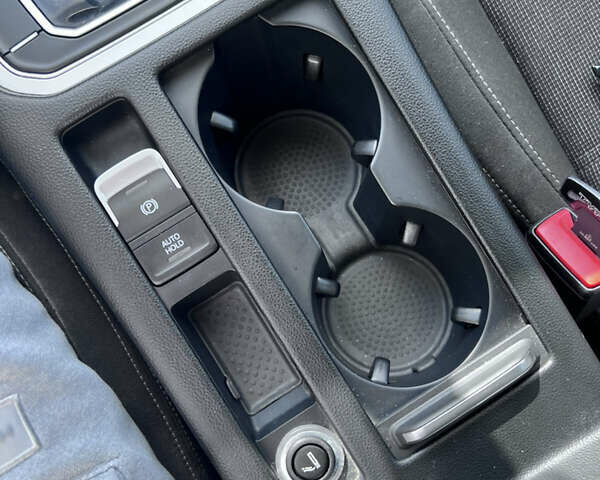 Сірий Фольксваген Пассат, об'ємом двигуна 1.97 л та пробігом 306 тис. км за 15000 $, фото 29 на Automoto.ua