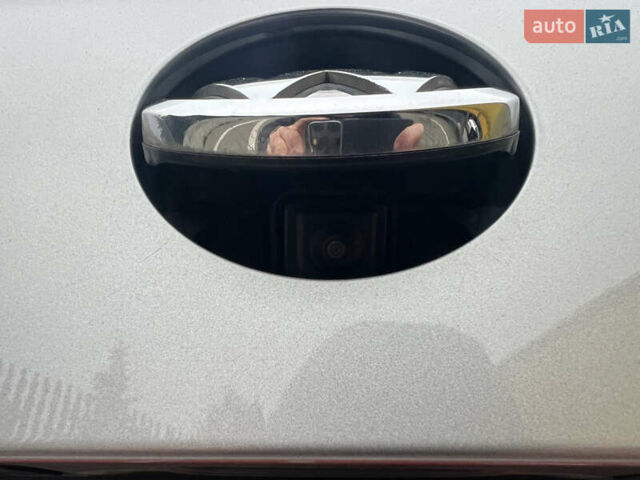 Сірий Фольксваген Пассат, об'ємом двигуна 1.6 л та пробігом 260 тис. км за 13999 $, фото 11 на Automoto.ua