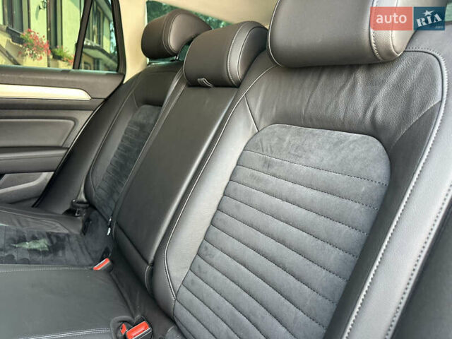 Серый Фольксваген Пассат, объемом двигателя 1.97 л и пробегом 275 тыс. км за 15999 $, фото 52 на Automoto.ua