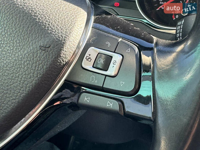 Сірий Фольксваген Пассат, об'ємом двигуна 1.6 л та пробігом 264 тис. км за 15800 $, фото 39 на Automoto.ua