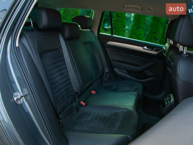 Фольксваген Пассат 2016 в Ужгороде на Automoto.ua Серый Фольксваген Пассат, объемом двигателя 1.97 л и пробегом 207 тыс. км за 18200 $, фото 18 на Automoto.ua