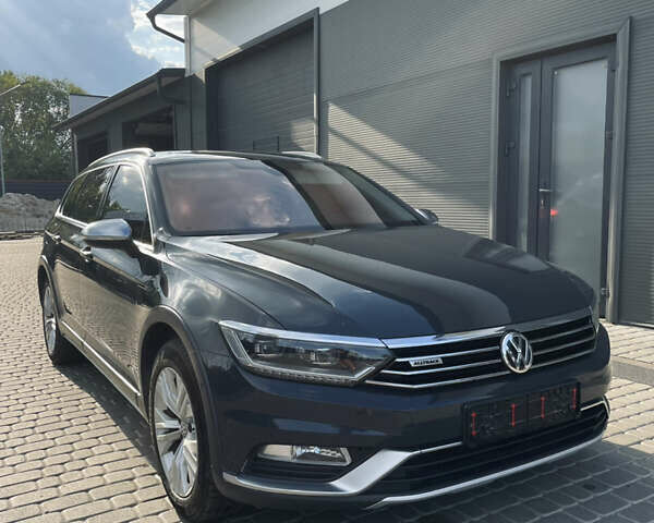 Сірий Фольксваген Пассат, об'ємом двигуна 1.97 л та пробігом 299 тис. км за 18999 $, фото 3 на Automoto.ua