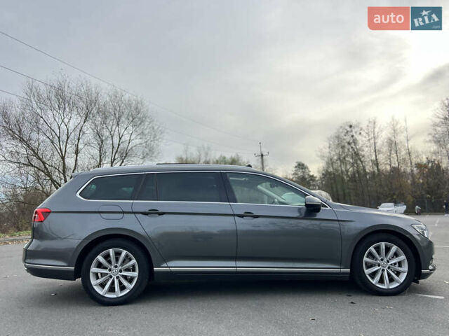 Серый Фольксваген Пассат, объемом двигателя 1.6 л и пробегом 265 тыс. км за 13200 $, фото 21 на Automoto.ua
