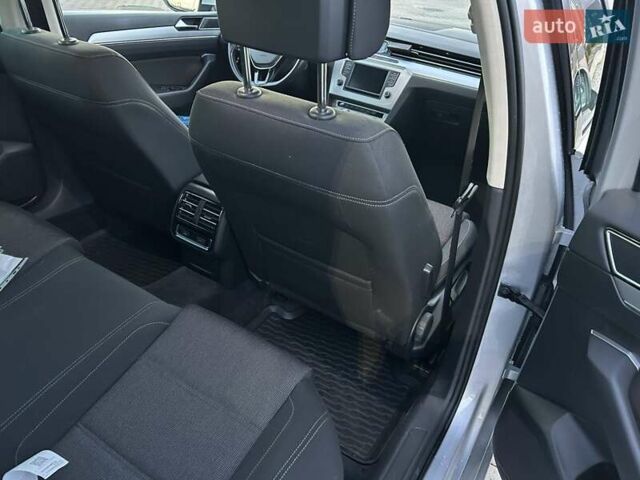 Серый Фольксваген Пассат, объемом двигателя 1.97 л и пробегом 273 тыс. км за 14200 $, фото 9 на Automoto.ua