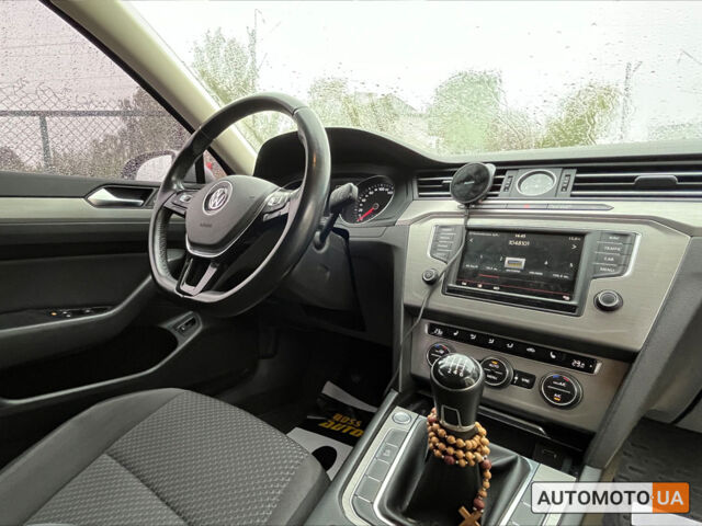 Серый Фольксваген Пассат, объемом двигателя 2 л и пробегом 278 тыс. км за 15200 $, фото 23 на Automoto.ua