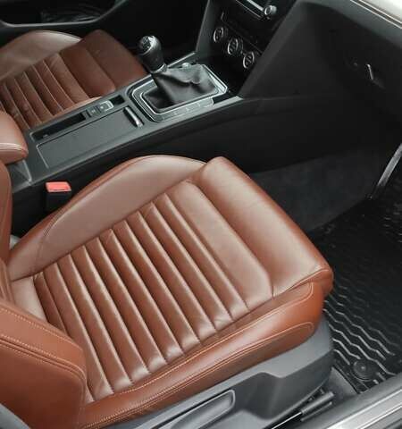 Сірий Фольксваген Пассат, об'ємом двигуна 2 л та пробігом 230 тис. км за 14900 $, фото 12 на Automoto.ua