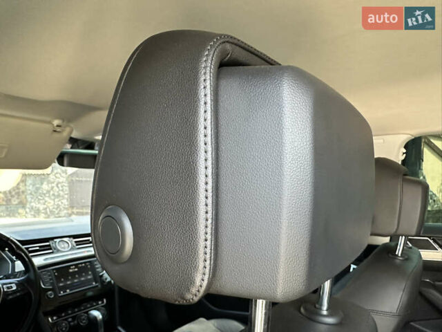 Серый Фольксваген Пассат, объемом двигателя 1.97 л и пробегом 275 тыс. км за 15999 $, фото 54 на Automoto.ua