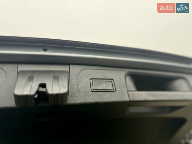 Сірий Фольксваген Пассат, об'ємом двигуна 2 л та пробігом 290 тис. км за 18850 $, фото 20 на Automoto.ua