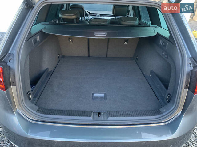 Сірий Фольксваген Пассат, об'ємом двигуна 2 л та пробігом 290 тис. км за 19700 $, фото 19 на Automoto.ua