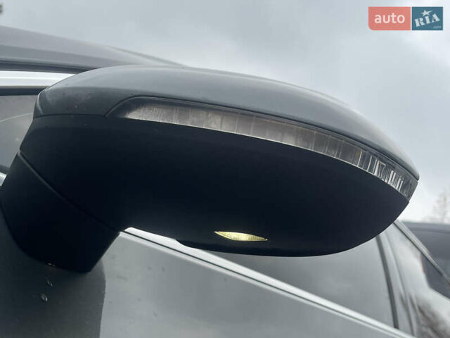 Серый Фольксваген Пассат, объемом двигателя 1.97 л и пробегом 240 тыс. км за 15599 $, фото 18 на Automoto.ua