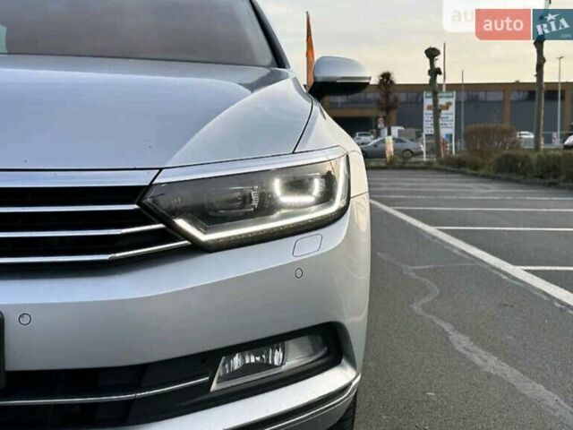 Фольксваген Пассат 2016 в Радомышле на Automoto.ua Серый Фольксваген Пассат, объемом двигателя 1.97 л и пробегом 286 тыс. км за 14500 $, фото 17 на Automoto.ua