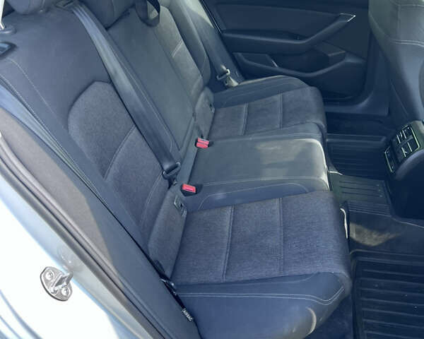 Сірий Фольксваген Пассат, об'ємом двигуна 1.97 л та пробігом 306 тис. км за 15000 $, фото 16 на Automoto.ua