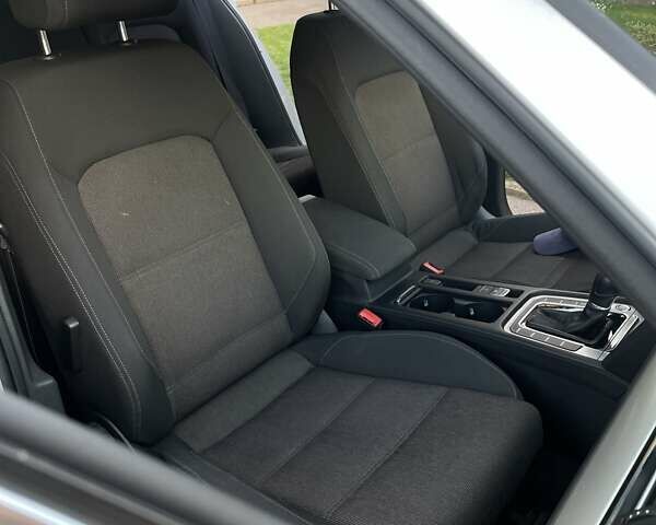 Серый Фольксваген Пассат, объемом двигателя 1.97 л и пробегом 271 тыс. км за 16000 $, фото 18 на Automoto.ua