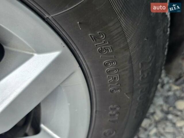 Сірий Фольксваген Пассат, об'ємом двигуна 2 л та пробігом 226 тис. км за 15499 $, фото 11 на Automoto.ua