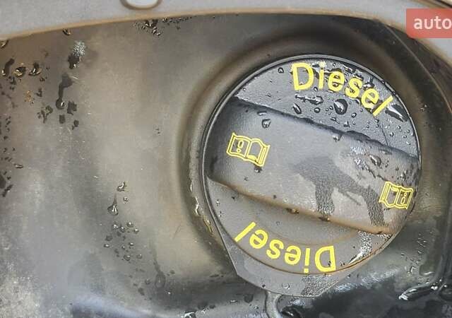 Сірий Фольксваген Пассат, об'ємом двигуна 1.97 л та пробігом 330 тис. км за 14950 $, фото 29 на Automoto.ua