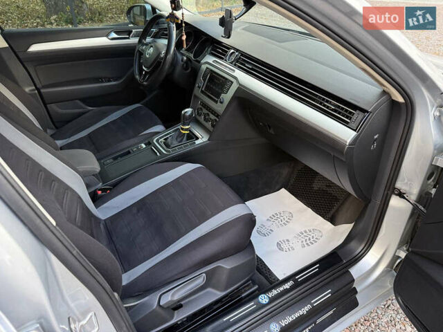 Серый Фольксваген Пассат, объемом двигателя 1.97 л и пробегом 380 тыс. км за 13500 $, фото 50 на Automoto.ua