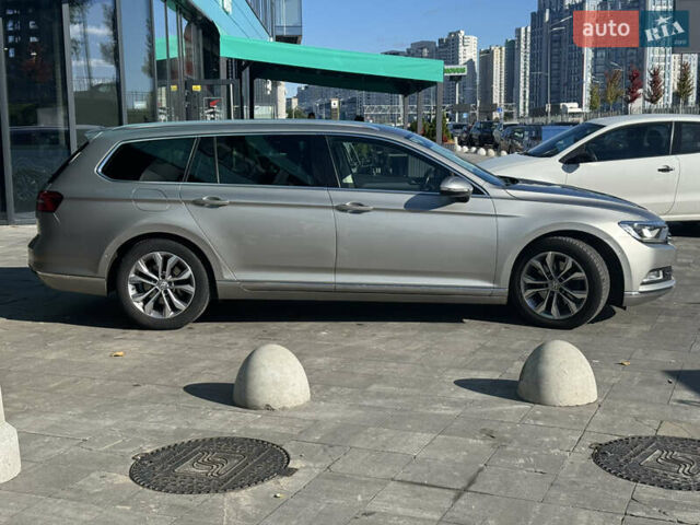 Сірий Фольксваген Пассат, об'ємом двигуна 1.6 л та пробігом 264 тис. км за 15800 $, фото 18 на Automoto.ua