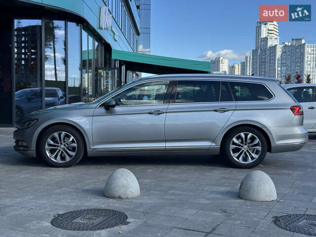 Сірий Фольксваген Пассат, об'ємом двигуна 1.6 л та пробігом 264 тис. км за 15800 $, фото 24 на Automoto.ua
