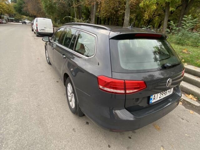 Серый Фольксваген Пассат, объемом двигателя 1.6 л и пробегом 228 тыс. км за 11900 $, фото 3 на Automoto.ua