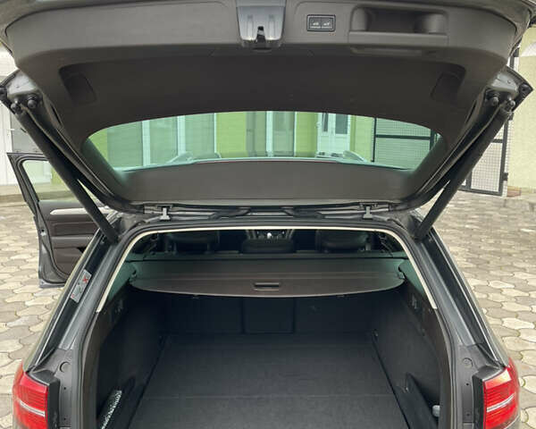 Серый Фольксваген Пассат, объемом двигателя 1.97 л и пробегом 233 тыс. км за 21999 $, фото 25 на Automoto.ua