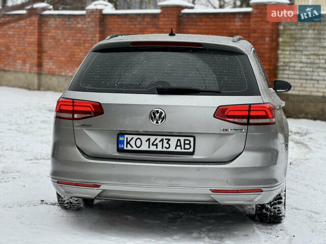 Сірий Фольксваген Пассат, об'ємом двигуна 1.6 л та пробігом 223 тис. км за 13000 $, фото 8 на Automoto.ua