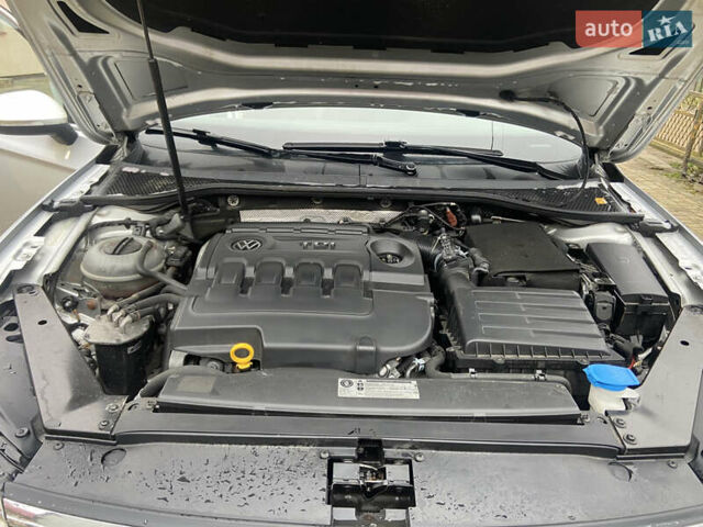 Серый Фольксваген Пассат, объемом двигателя 1.6 л и пробегом 320 тыс. км за 13500 $, фото 1 на Automoto.ua